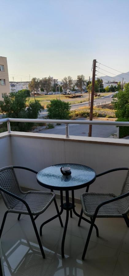 Oytam Apt Nikósie Exteriér fotografie